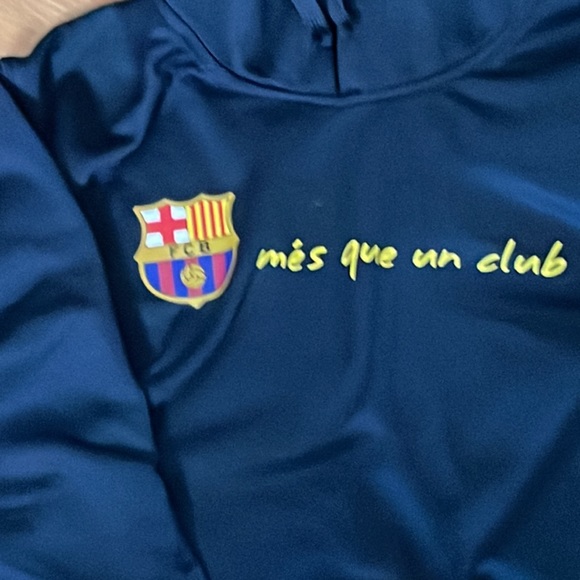 FC Barcelona Offcial Merchandise Hoody XL - Picture 2 of 5